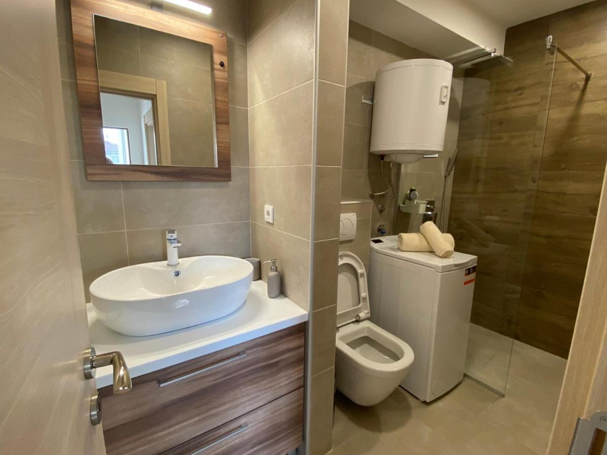 Cosy Apart Aca Belgrade Exterior photo